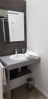 Classic Tek Büyük Yataklı Oda