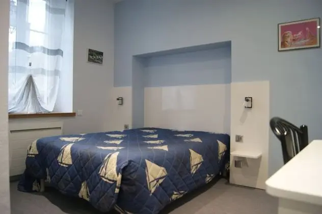 Classic Tek Büyük Yataklı Oda