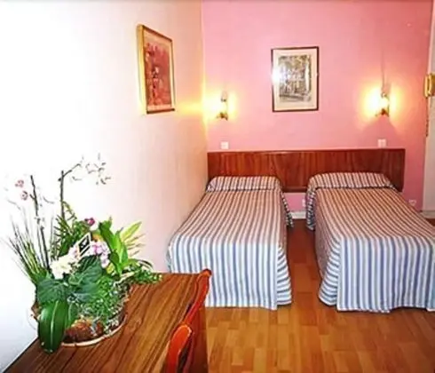 Dört Kişilik Oda