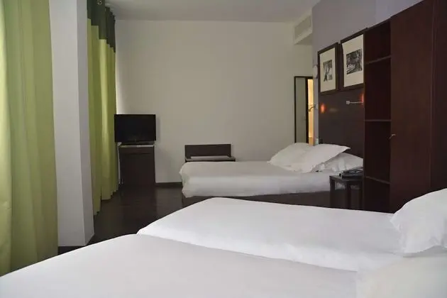 Dört Kişilik Oda