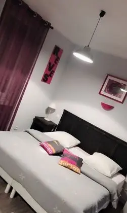 Basic Tek Büyük Yataklı Oda, 1 Büyük (Queen) Boy Yatak, Sigara İçilmez