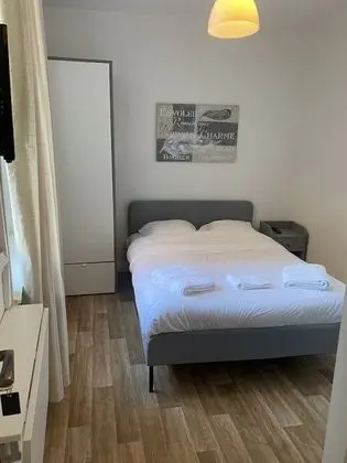Tek Büyük Yataklı Oda (avec toilettes commune)