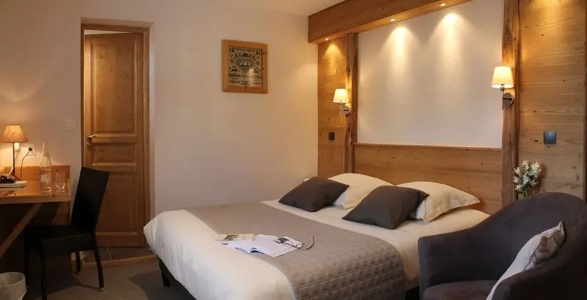 Tek Büyük veya İki Ayrı Yataklı Oda, 1 Çift Kişilik Yatak, Sigara İçilmez