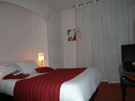 Comfort Tek Büyük Yataklı Oda