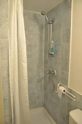Tek Büyük Yataklı Oda, Özel Banyo