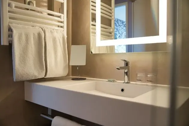 Tek Büyük Yataklı Oda (Elegance)