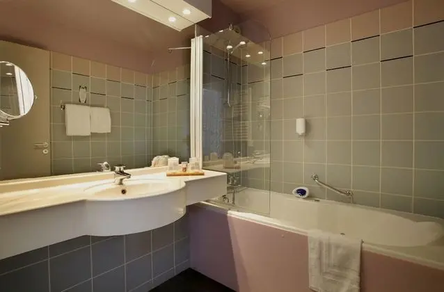 Tek Büyük Yataklı Oda (Elegance)