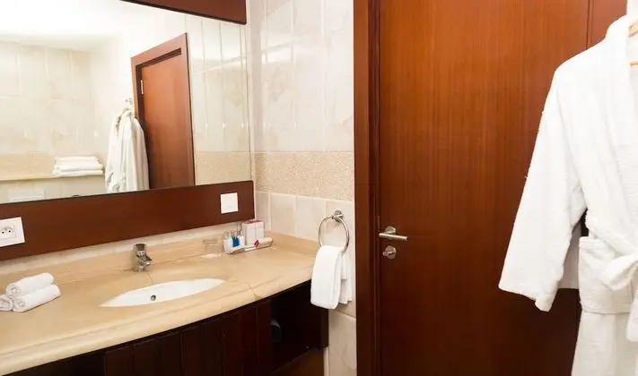 Deluxe Tek Büyük Yataklı Oda, 1 En Büyük (King) Boy Yatak, Sigara İçilmez