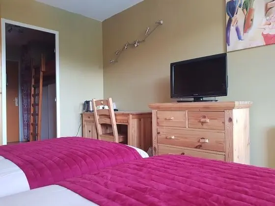 Standard Üç Kişilik Oda, Balkon, Dağ Manzaralı
