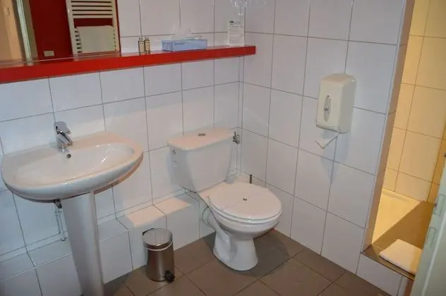 Tek Büyük Yataklı Oda, Teras, Göl Kenarı