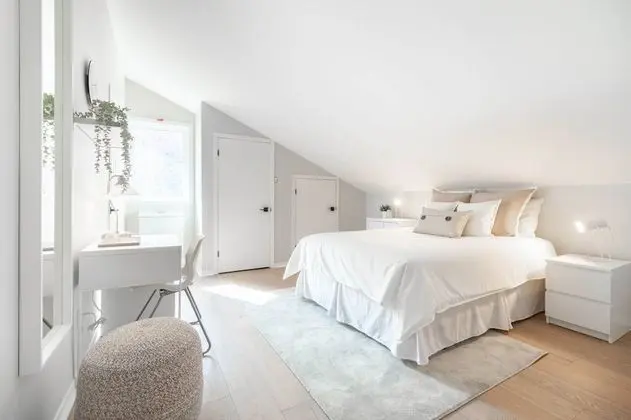 Stunning condo + loft on Lake Tremblant