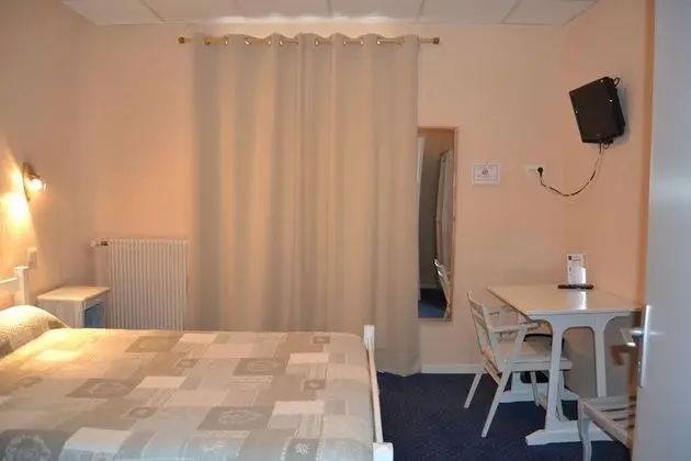 Standard Tek Büyük Yataklı Oda