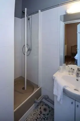 Standard Dört Kişilik Oda