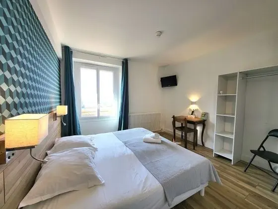 Standard Tek Büyük Yataklı Oda