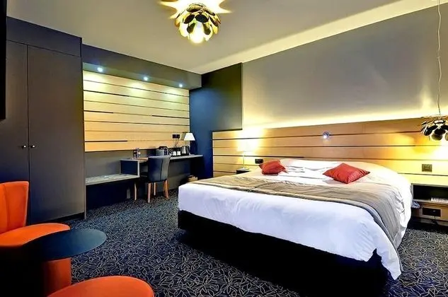 Comfort Tek Büyük Yataklı Oda