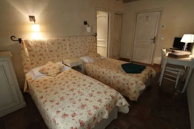 Comfort Tek Büyük veya İki Ayrı Yataklı Oda, Bahçe Manzaralı, Bahçeli
