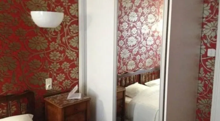Standard Tek Büyük Yataklı Oda (douche)