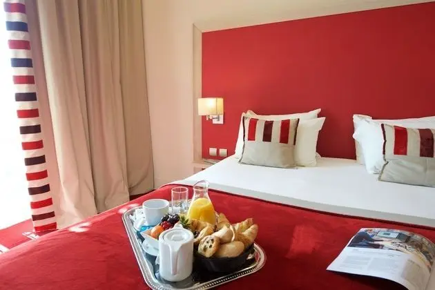 Comfort Tek Büyük Yataklı Oda