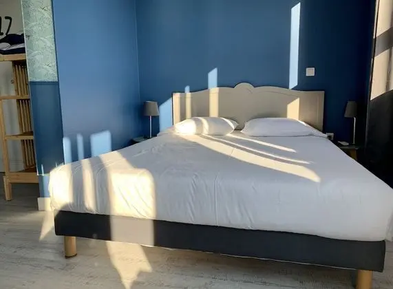 Superior Tek Büyük veya İki Ayrı Yataklı Oda