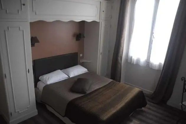 Tek Büyük Yataklı Oda, Küvet