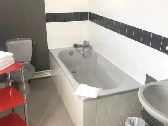 Tek Büyük Yataklı Oda, Küvet