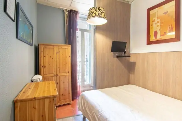 Classic Tek Büyük Yataklı Oda