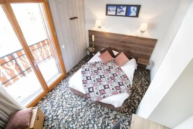 Classic Tek Büyük Yataklı Oda