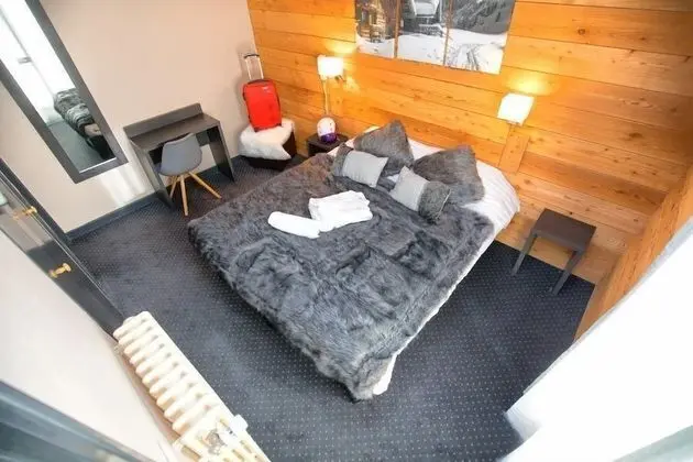 Comfort Tek Büyük Yataklı Oda