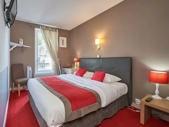 Comfort Tek Büyük Yataklı Oda