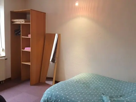 Tek Büyük Yataklı Oda