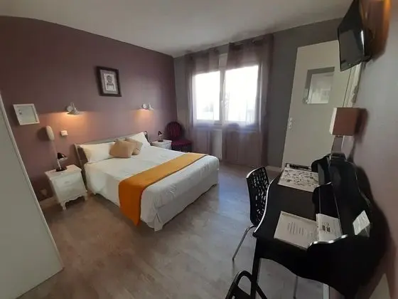 Tek Büyük Yataklı Oda