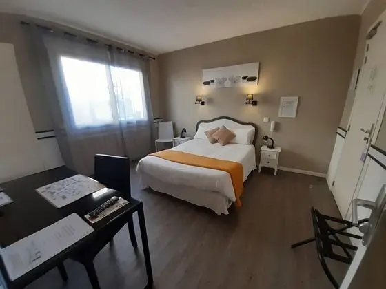 Tek Büyük Yataklı Oda
