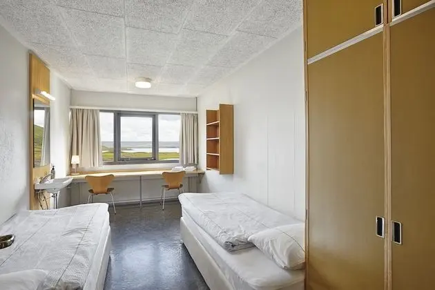 Twin Room with shared bathroom