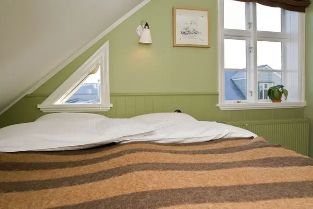 Tek Kişilik Oda, 1 Tek Kişilik Yatak, Sigara İçilmez