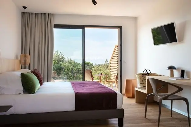 Superior Oda (Maquis view)