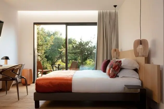 Superior Oda (Maquis view)