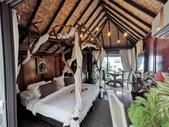 Honeymoon Süit, Deniz Üstü