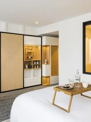 Oda, 2 Tek Kişilik Yatak, Şehir Manzaralı