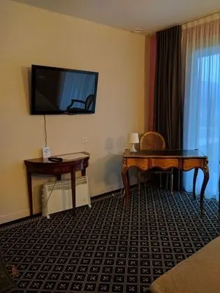 Tek Büyük Yataklı Oda