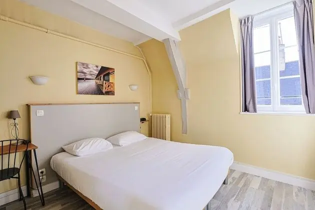 Comfort Tek Büyük Yataklı Oda
