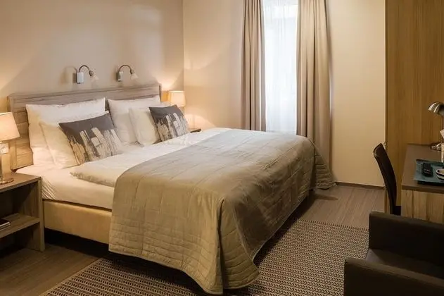 Tek Büyük veya İki Ayrı Yataklı Oda, Özel Banyo