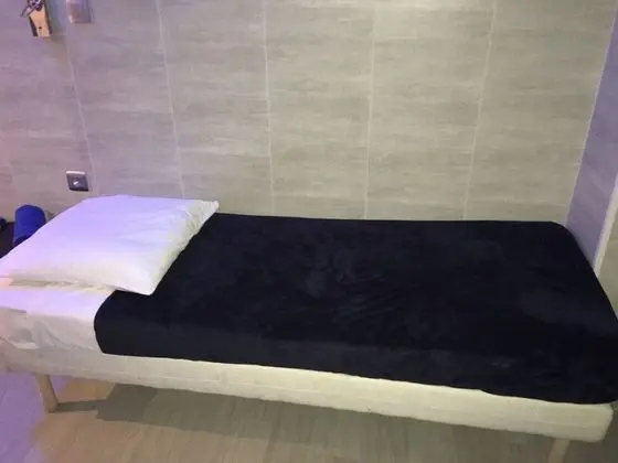 Üç Kişilik Oda