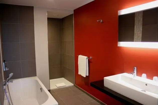 Superior Tek Büyük veya İki Ayrı Yataklı Oda