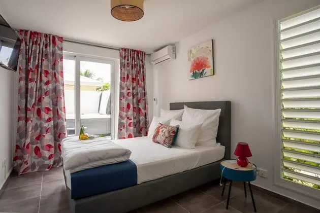 Exclusive Süit, 1 Büyük (Queen) Boy Yatak ve Çekyat, Balkon, Havuz Manzaralı