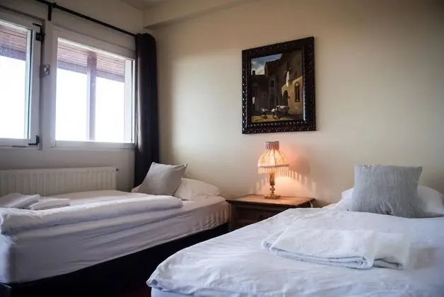 Standard Tek Büyük veya İki Ayrı Yataklı Oda, Özel Banyo