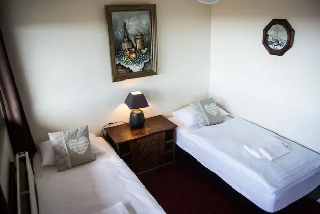 Standard Tek Büyük veya İki Ayrı Yataklı Oda, Özel Banyo