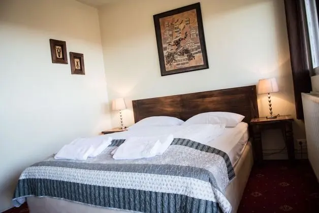 Standard Tek Büyük veya İki Ayrı Yataklı Oda, Özel Banyo