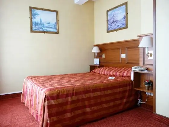 Comfort Tek Büyük Yataklı Oda