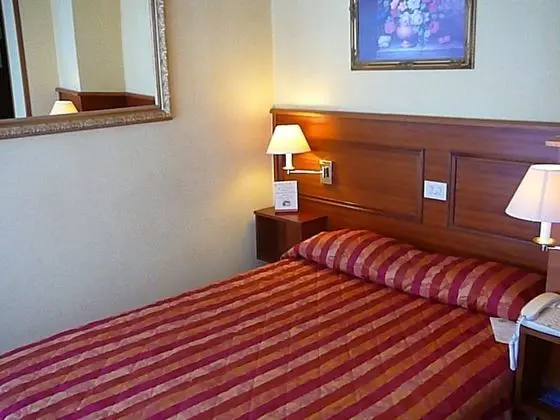 Tek Büyük Yataklı Oda, Liman Manzaralı