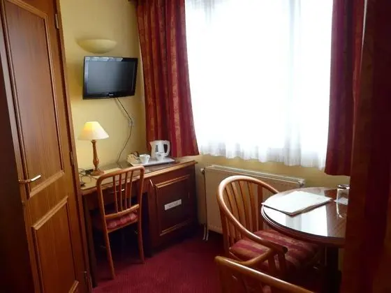 Tek Büyük Yataklı Oda, Liman Manzaralı